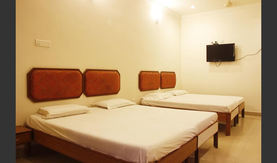 Prince Guest House Visakhapatnam Værelse billede